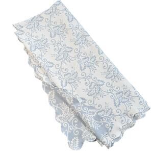 Vintage Martha Stewart Matelassé Coverlet Blanket Full Reversible Blue White